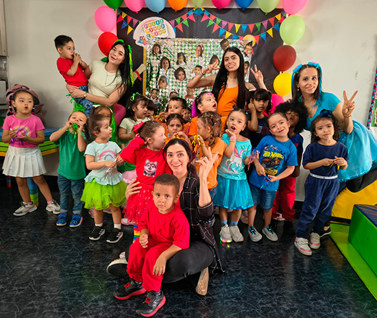 INSTITUCIÓN EDUCATIVA PEQUEÑOS PERSONAJES